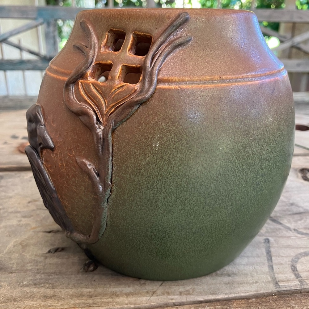 Ephraim Faience Pottery Brown Foretelling Blackbird Reticulated Vase - Picture 3 of 13